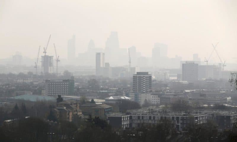 Is air pollution tied to higher dementia risk?