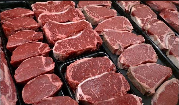 U.S. beef markets strong but could tip, analysts say