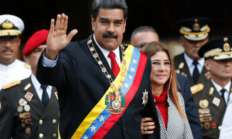 Maduro buys gold to boost savings amid five-digit inflation