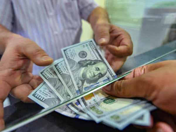 Foreigners pull Rs 7,094-cr from equities in four sessions