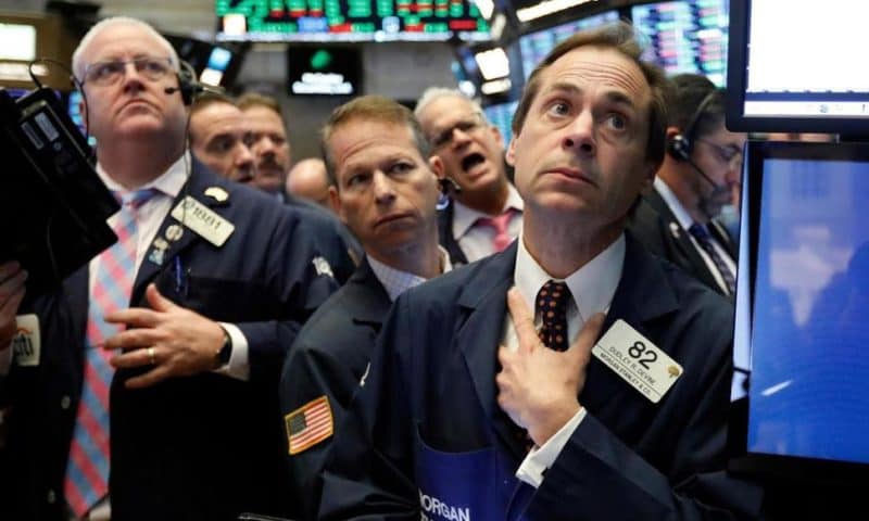 Banks, Insurers Pull Stocks Lower; Oil Snaps 12-Day Skid