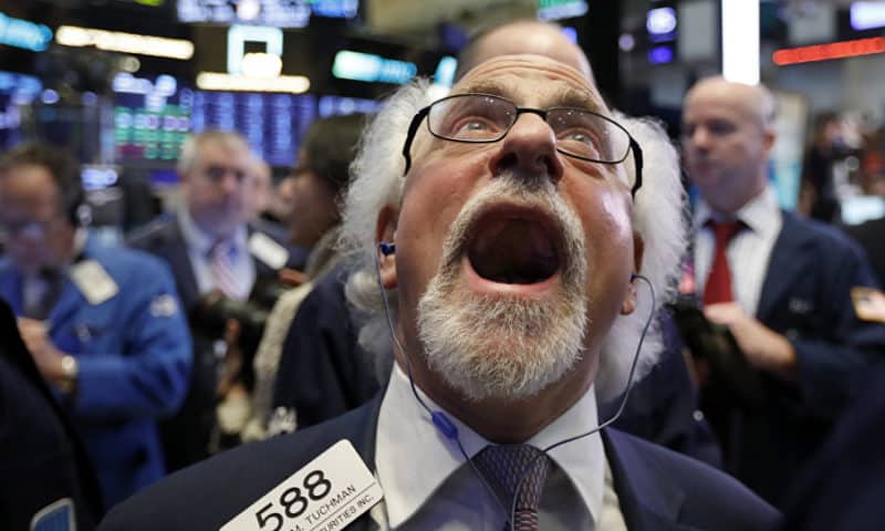 ‘Surreal’: US Stocks Close Down as Global Equities See Worst Year in a Decade