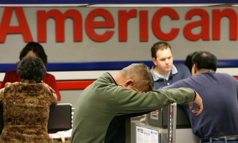 Airline stocks sink after American’s outlook disappoints, analyst lowers targets