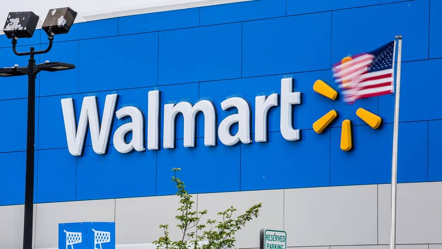 After long weekend, Walmart highlights a short week of earnings