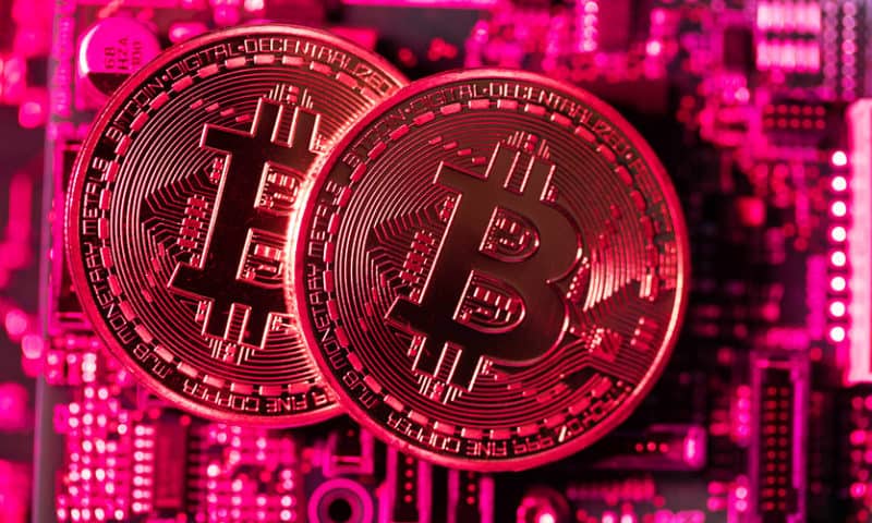 Bitcoin drifts lower after notching its fourth consecutive winning week