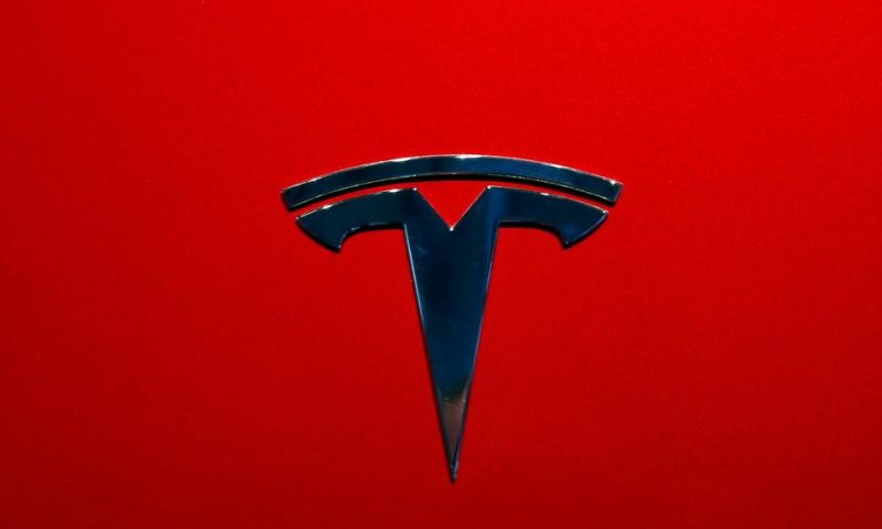 Tesla Raises Goal in Capital Hunt and Musk Doubles Down