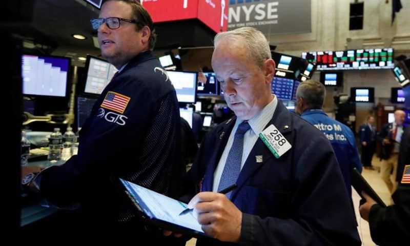 Banks and Tech Stocks Drag Market to 2nd Straight Loss