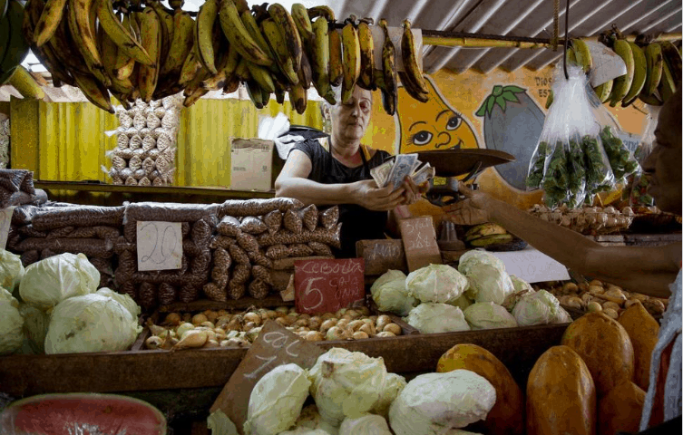 Cuba Caps Prices for Food, Beverages to Cut Inflation Risk