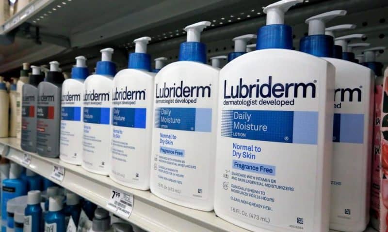 Higher 3Q Profit, Improved Outlook for Johnson & Johnson