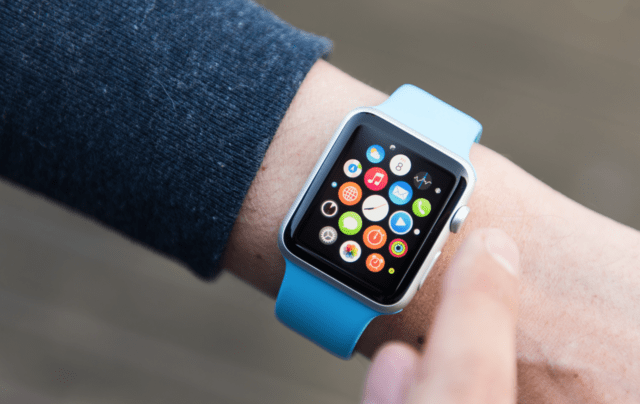 Apple, J&J launch 150,000-person virtual study to test its ECG smartwatch and heart-focused apps