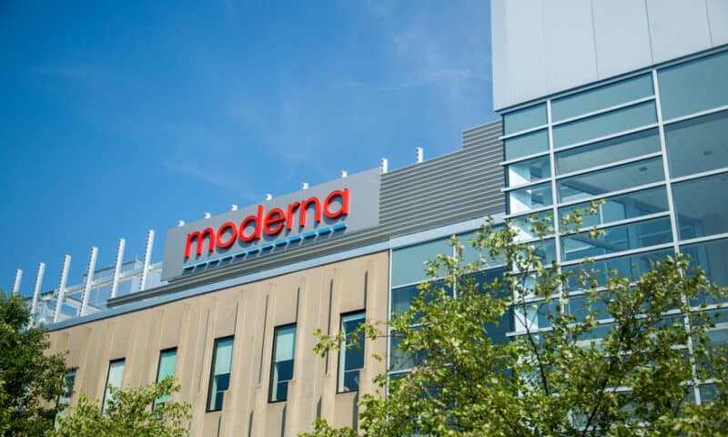 Moderna’s Keytruda combo misses in colorectal cancer as it shows promise in head and neck