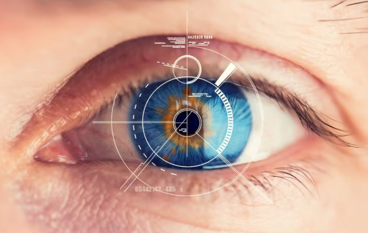 Lensar eyes launch of AR-assisted cataract surgery system after FDA clearance