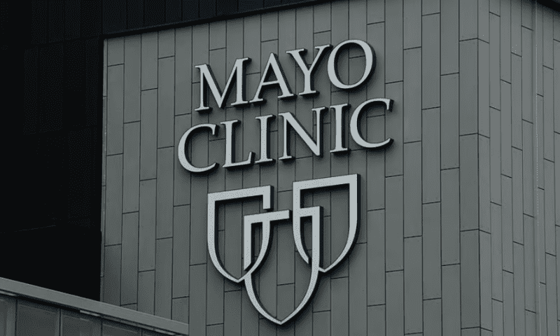 Mayo Clinic launches digital referee for spotting potential bias in healthcare AI programs