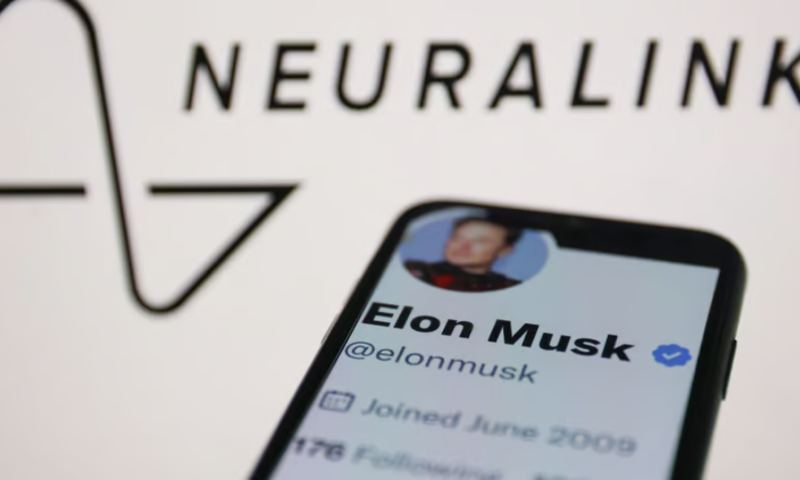 Neuralink nabs $280M after scoring FDA OK to begin human trials of brain implant