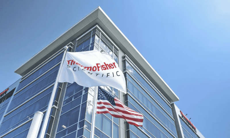 Thermo Fisher shaves another $1B off 2023 forecast, stock plummets to lowest levels since 2020