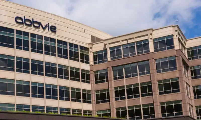 AbbVie tops Q1 estimates, raises outlook and discontinues cancer candidate