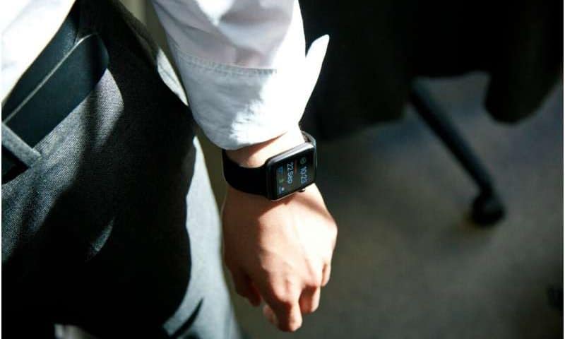 Smartwatches and GPS devices show promise for tracking environmental impacts on health in real time