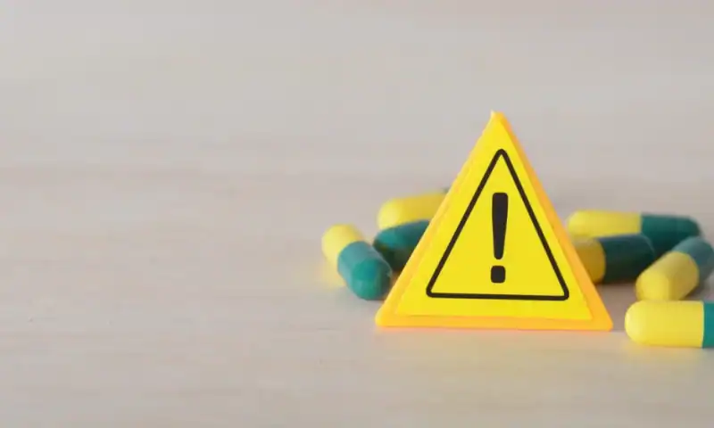 FDA hits Medline with warning letter over long-running contamination problem